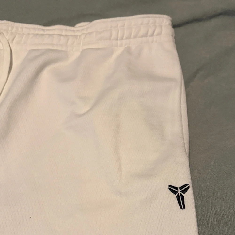 Nike Kobe Year Of The Mamba Therma-Fit Basketball Pants - Picture 2 of 10